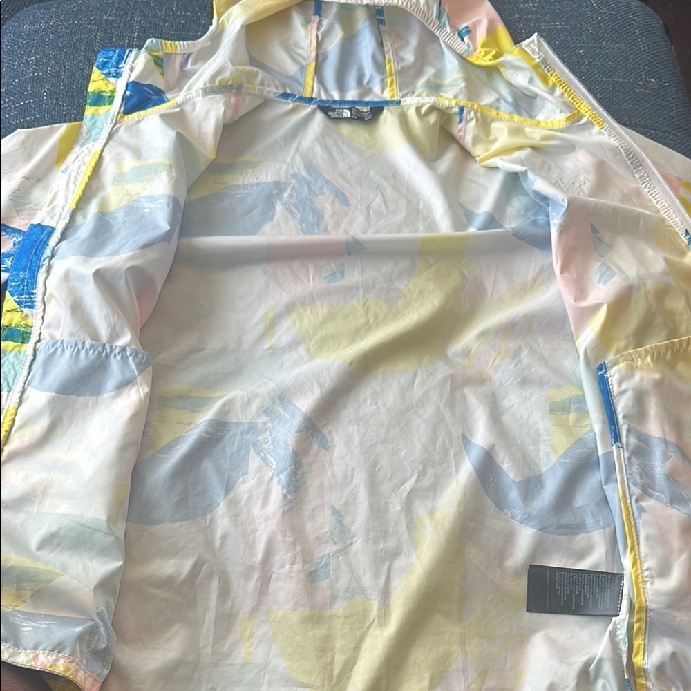 NWOT The North Face Colorful Windwall Shell Jacket - Picture 6 of 7